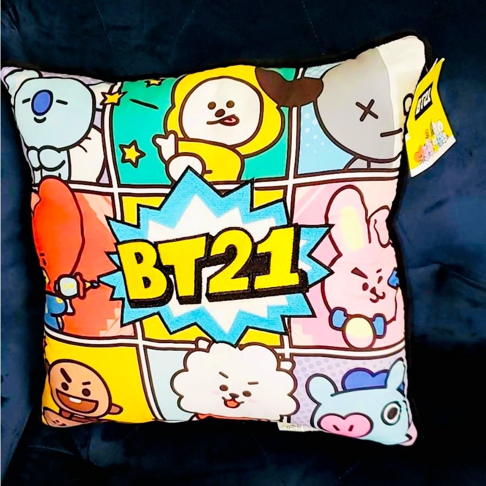 NWT 2Pcs 16 x 16” BT21 Decorative Throw Pillows